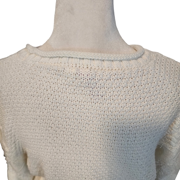 EUC Francesca's Alya Textured Eyelash Ivory Rolled Neck Sweater - Picture 7 of 11
